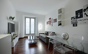 Cadorna Cityview Flat - Strategic Position In The Middle Of The Square